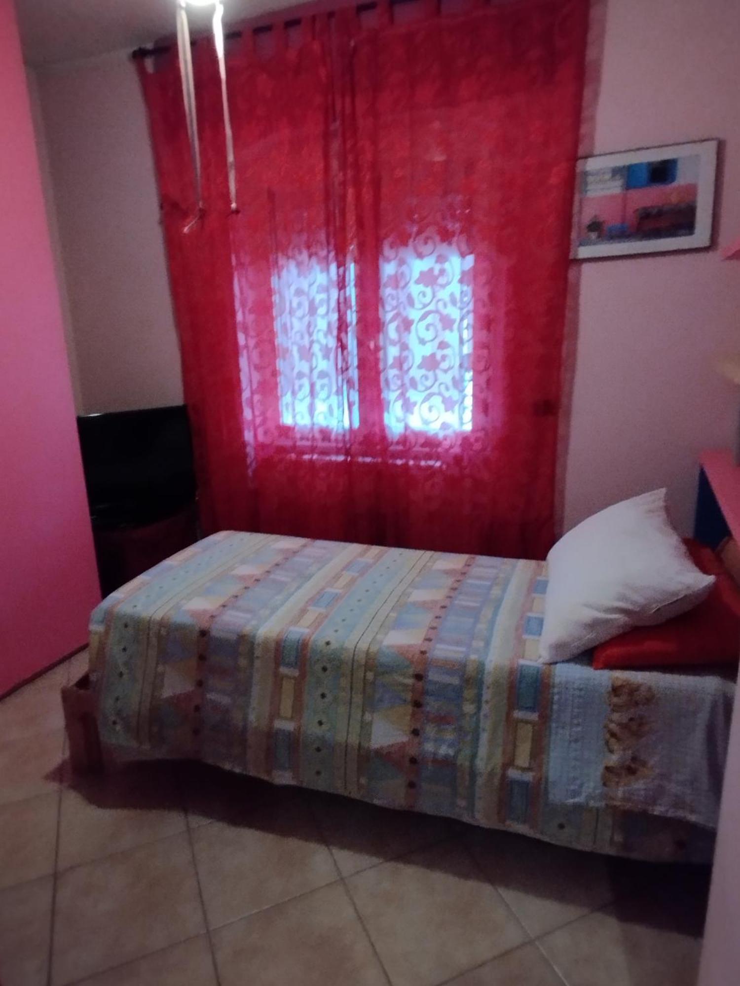 Elena House Quarto em Acomodações Particulares